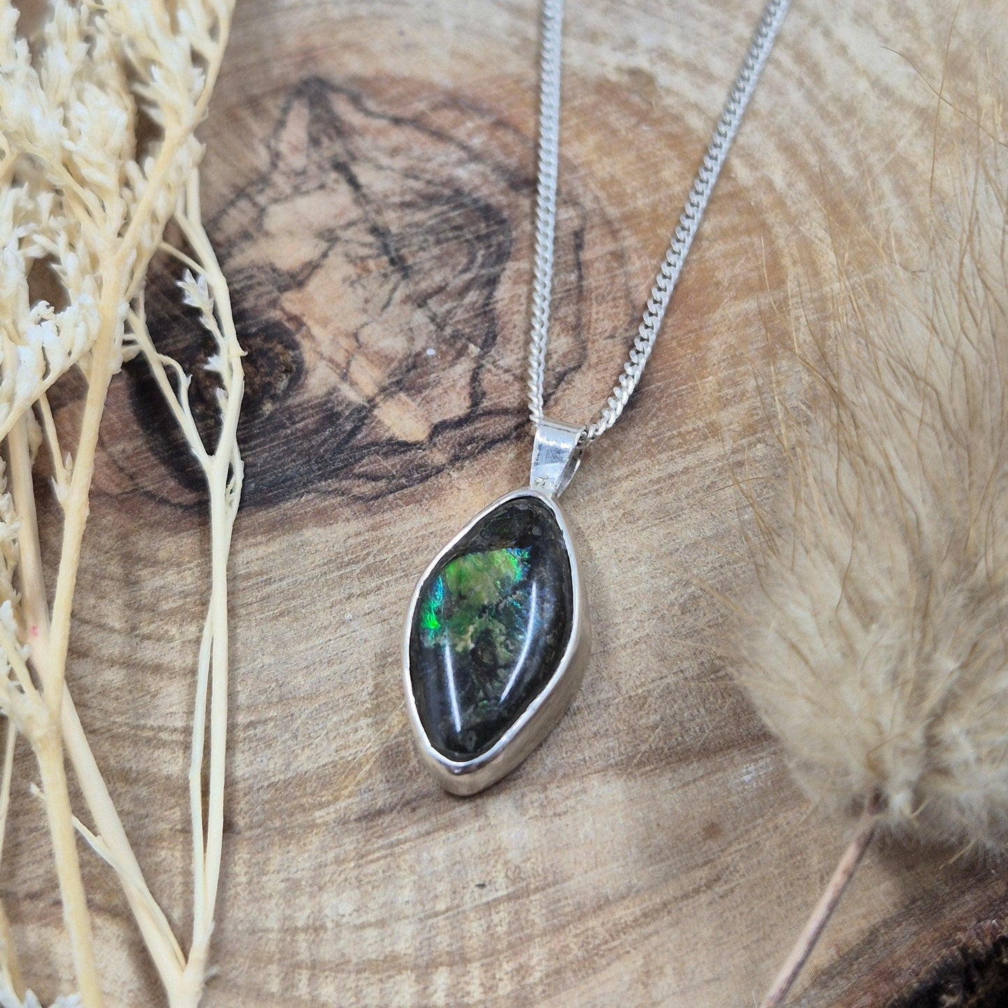 Ammolite Pendant | Ammolite | Ammolite Jewellery | Canadian Ammolite |