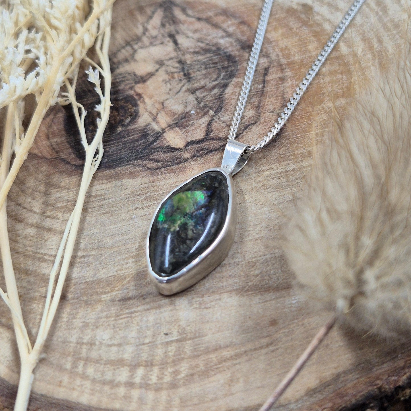 Ammolite Pendant | Ammolite | Ammolite Jewellery | Canadian Ammolite |