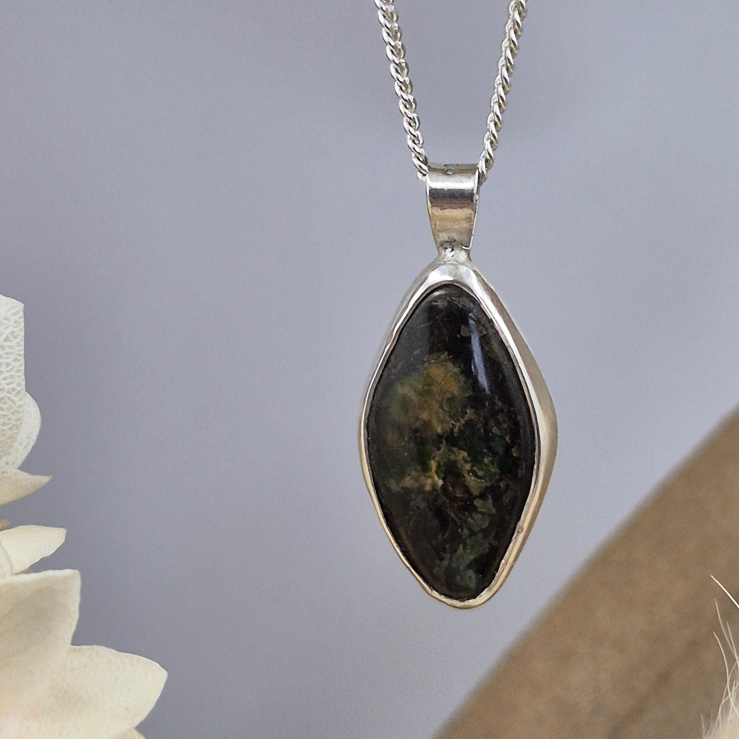 Ammolite Pendant | Ammolite | Ammolite Jewellery | Canadian Ammolite |