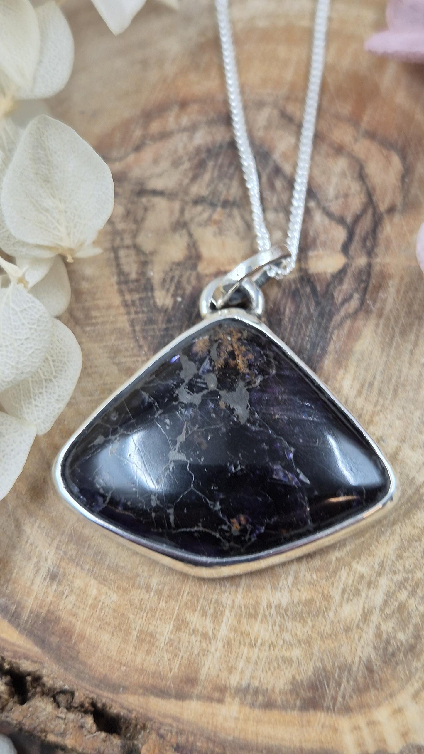 Blue John | Blue John Pendant | Blue John Necklace | Blue John Jewellery Jones Stones