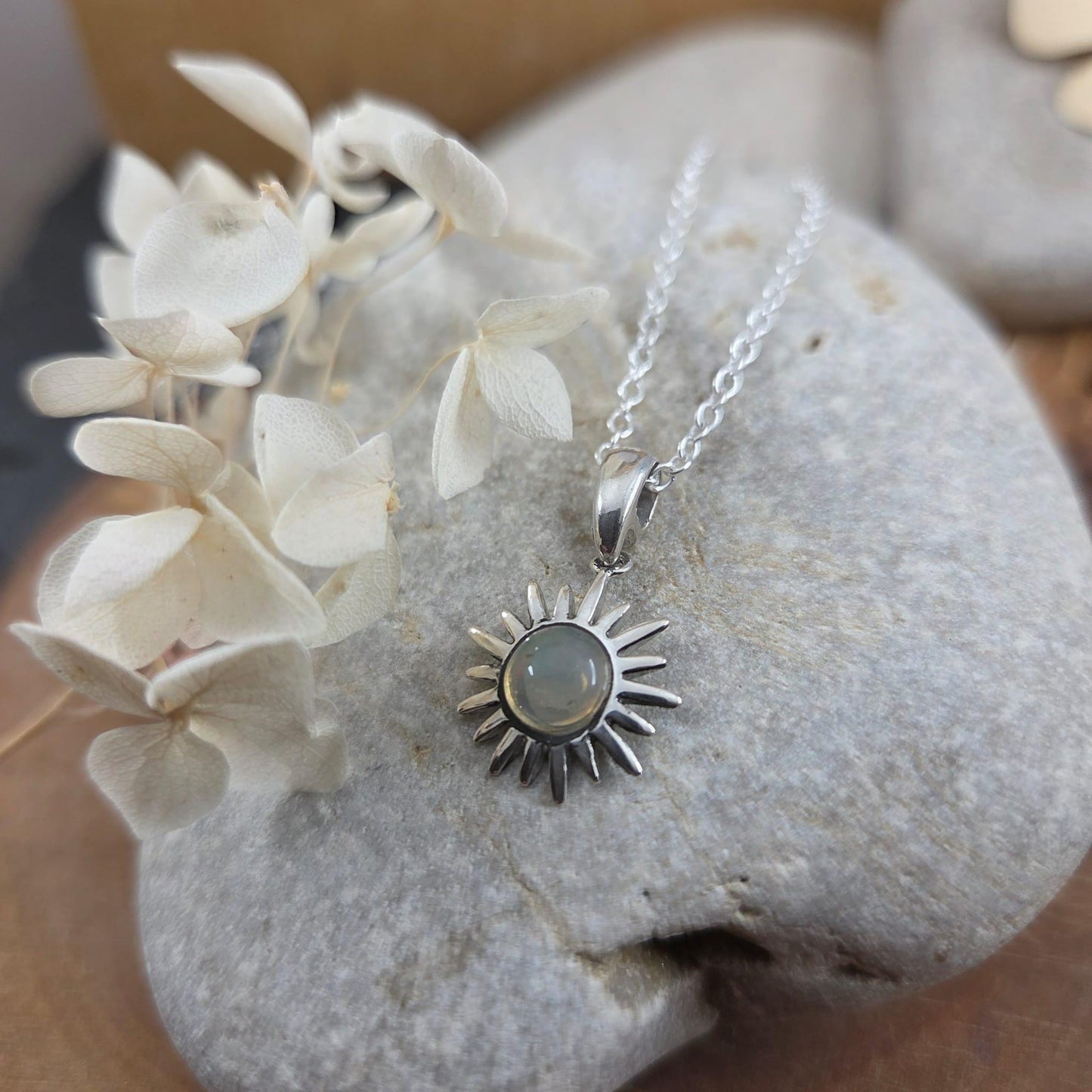 Welo Opal Sterling Silver Pendant: Starburst Crystal Jones Stones