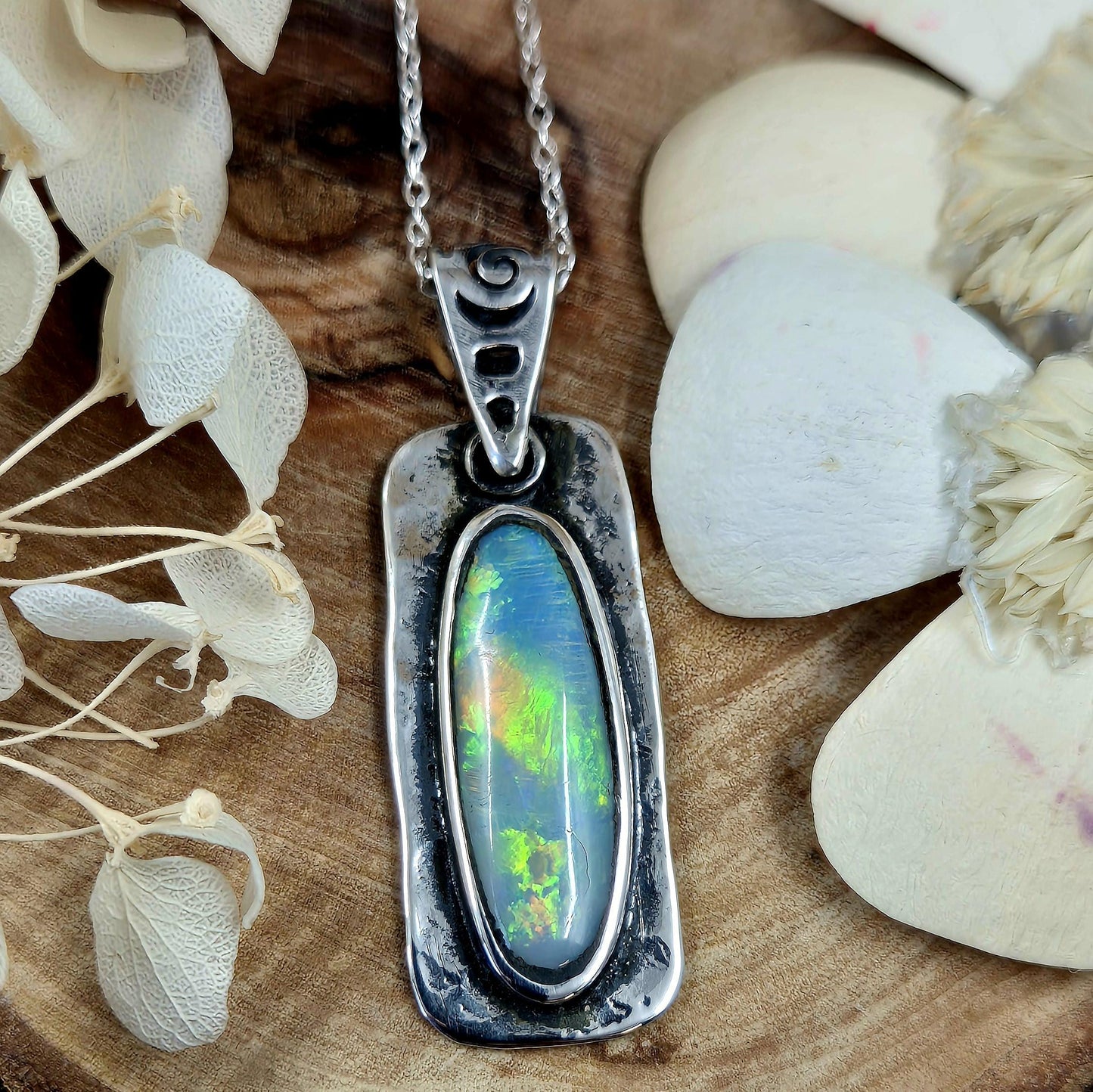 Coober Pedy Opal Pendant: Sterling Silver Natural Opal (13.5mm x 40mm) Jones Stones