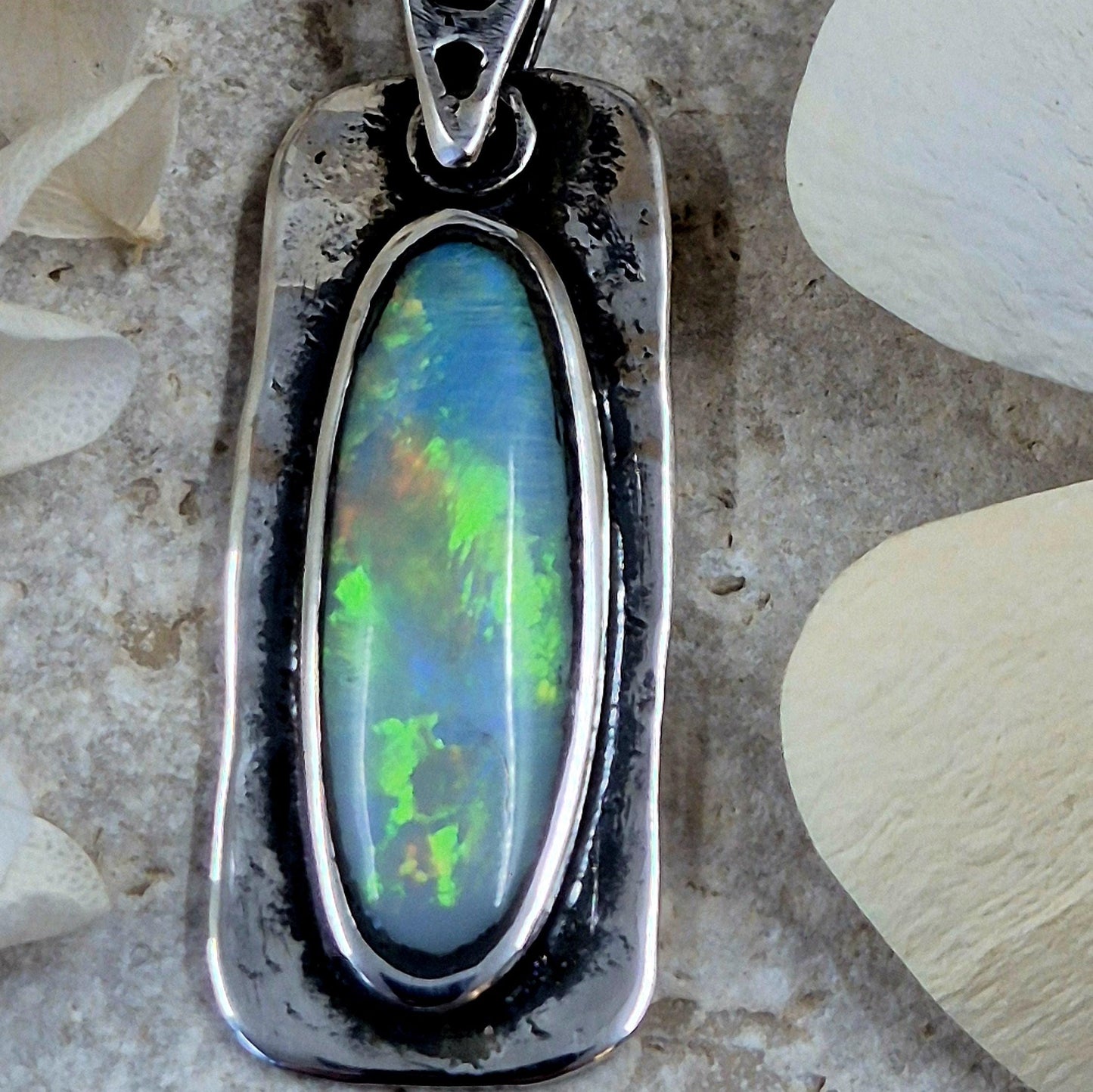 Coober Pedy Opal Pendant: Sterling Silver Natural Opal (13.5mm x 40mm) Jones Stones