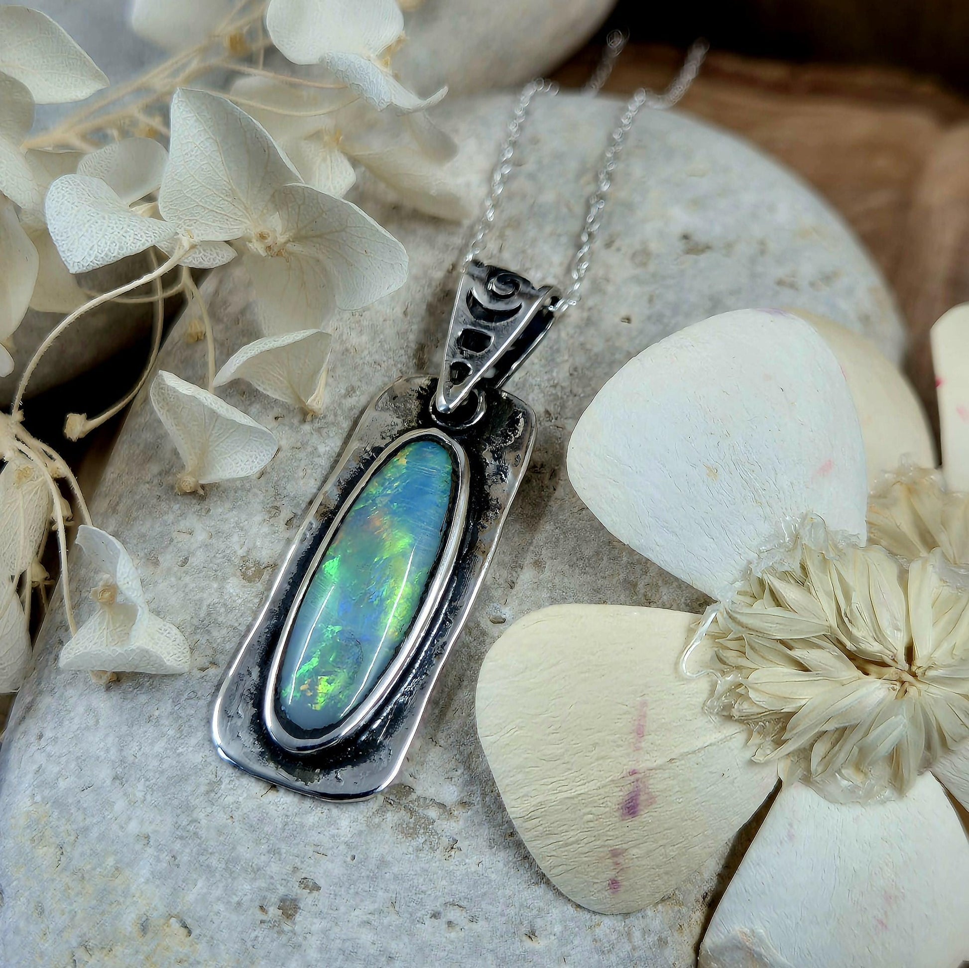 Coober Pedy Opal Pendant: Sterling Silver Natural Opal (13.5mm x 40mm) Jones Stones