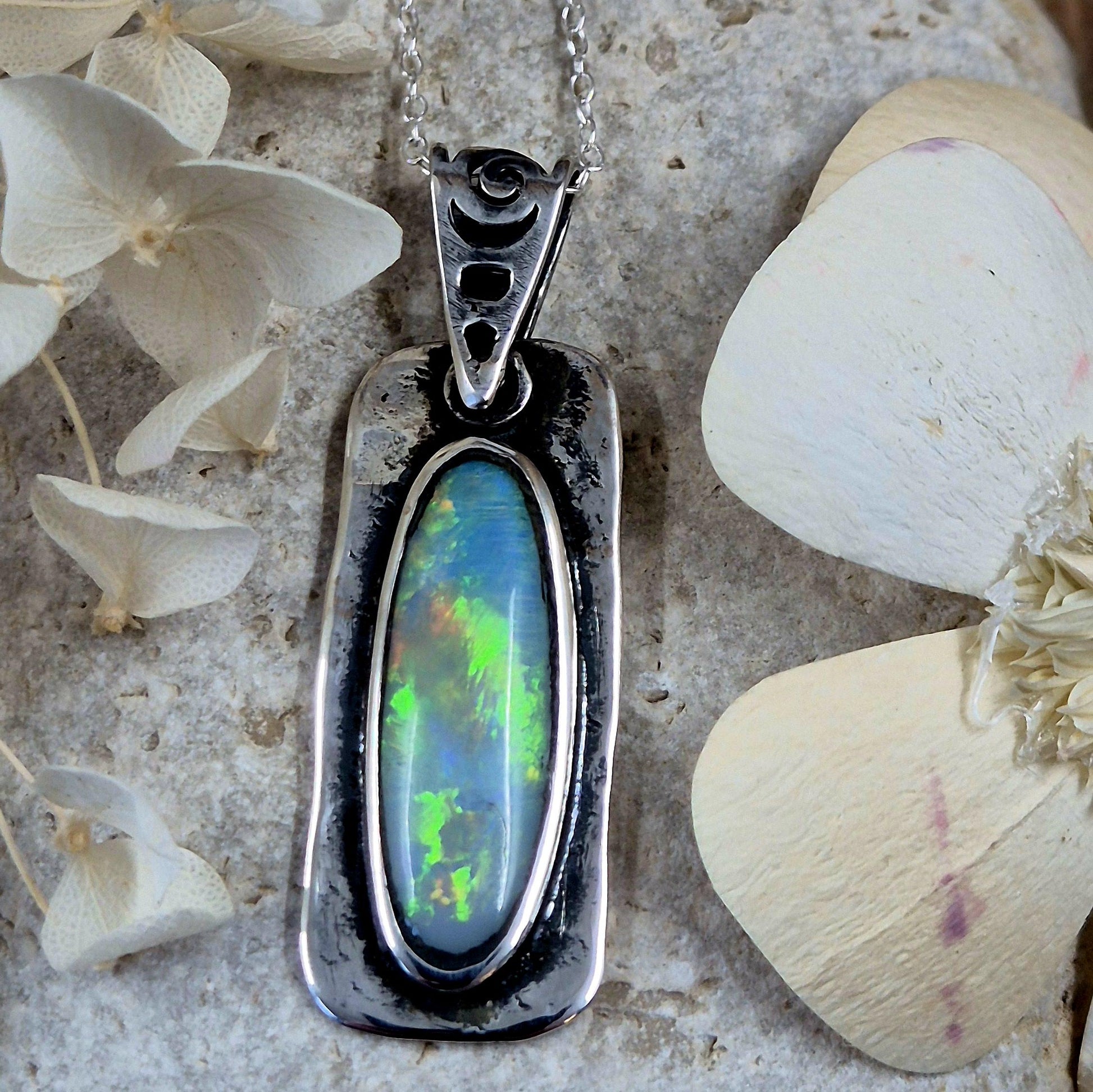 Coober Pedy Opal Pendant: Sterling Silver Natural Opal (13.5mm x 40mm) Jones Stones