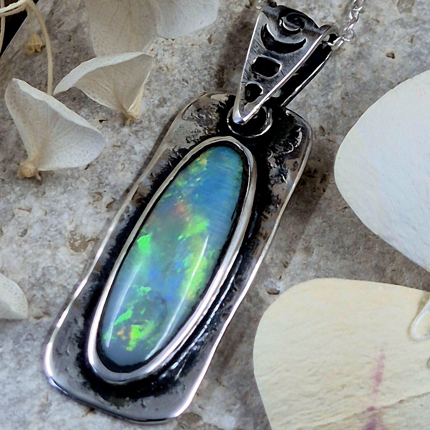 Coober Pedy Opal Pendant: Sterling Silver Natural Opal (13.5mm x 40mm) Jones Stones