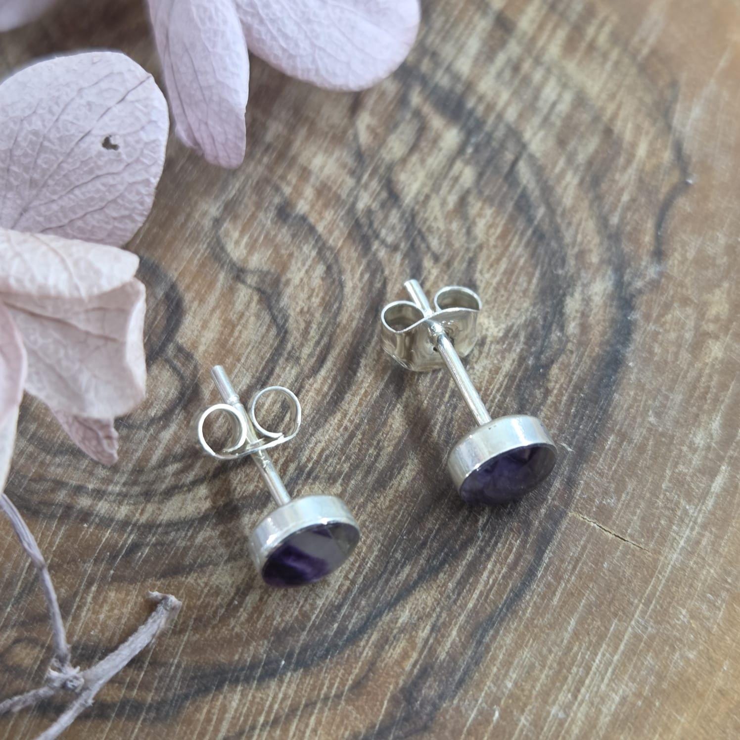 Blue John Stud Earrings: Sterling Silver, Derbyshire Spar (5mm) Jones Stones